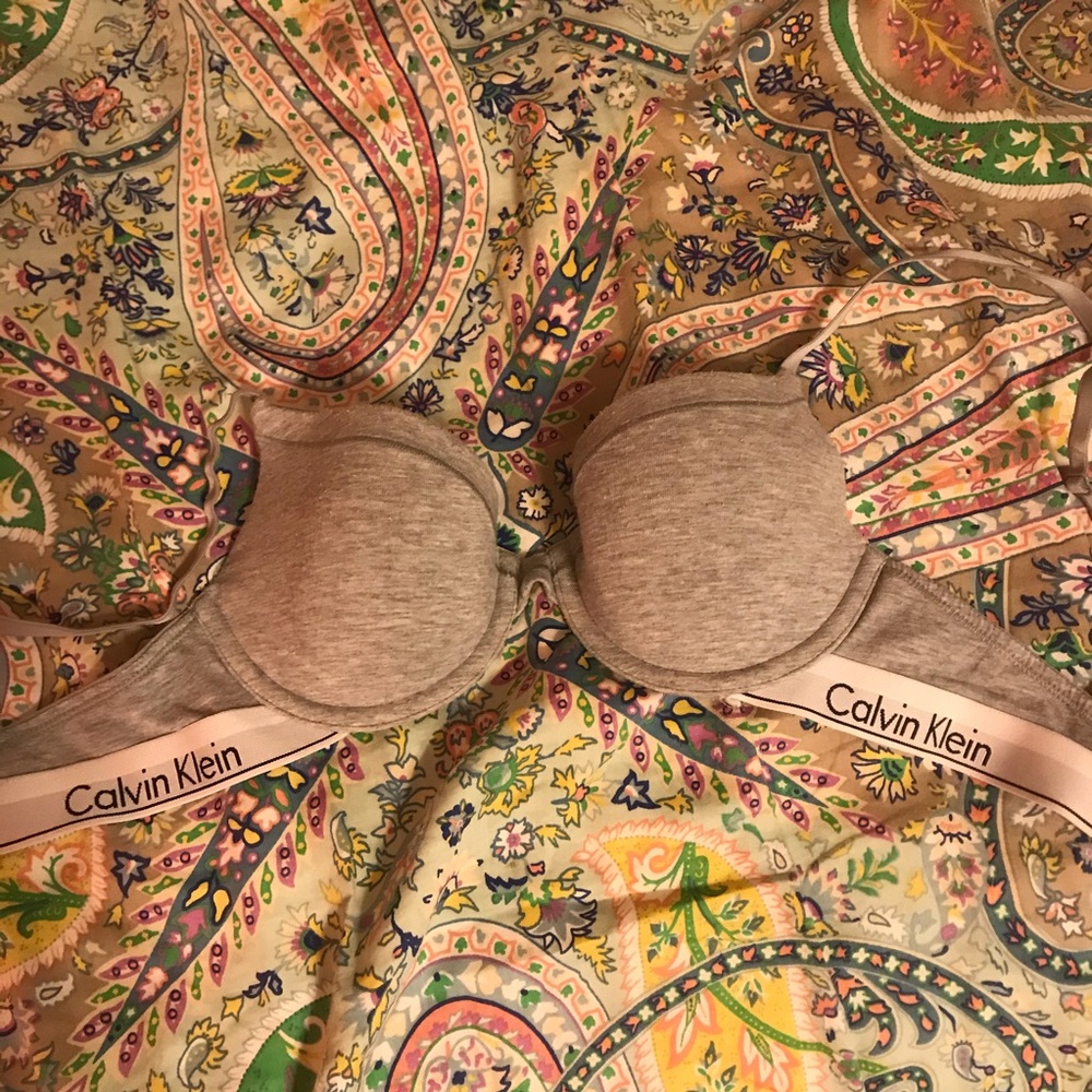 calvin klein grey t shirt bra